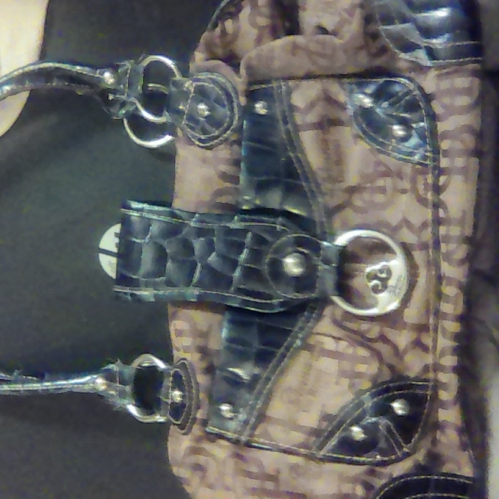 Pocketbook - Picture 3 of 3